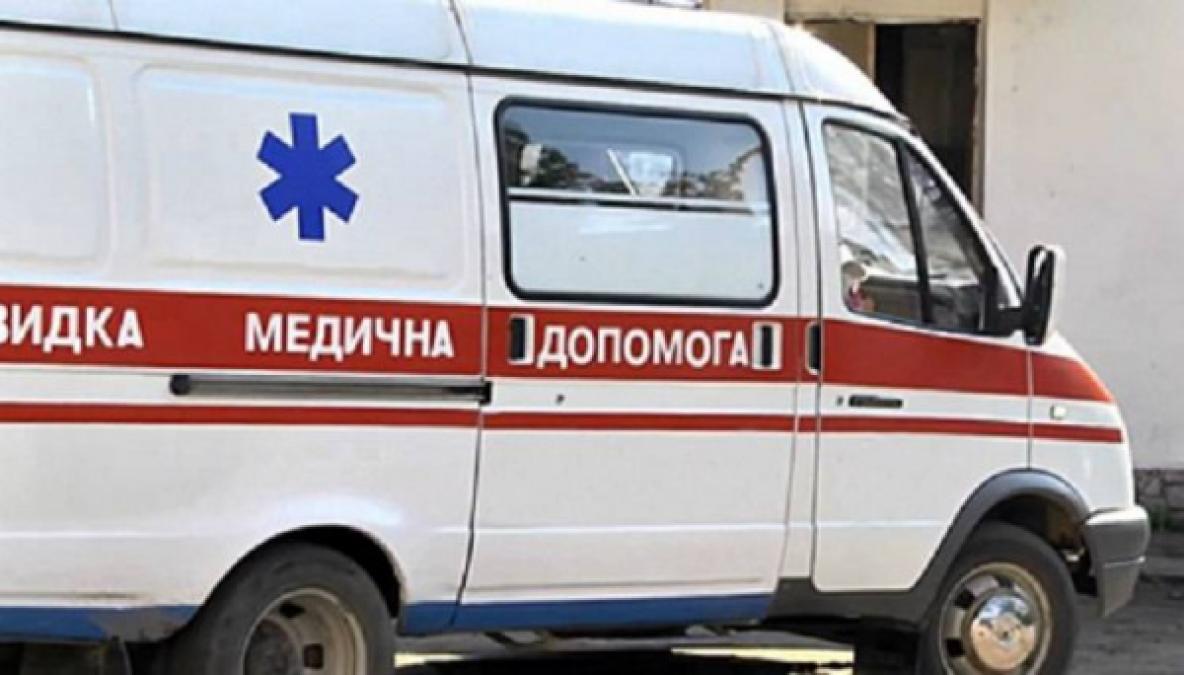 Слюсар вагонзаводу невдало стрибнув на робочому місці