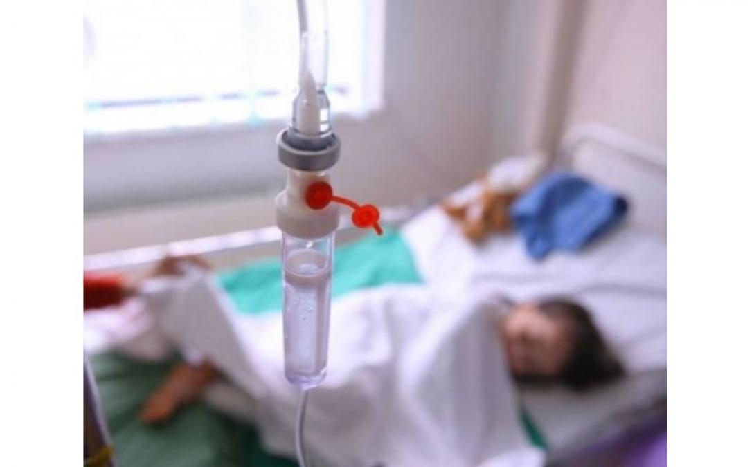 Дитина досі перебуває у реанімації.