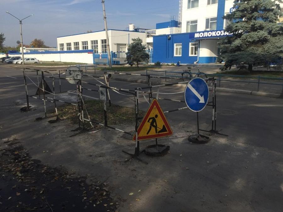 Власть рулит-2: «газон» на автомагистрали не заасфальтировали, а… вскопали