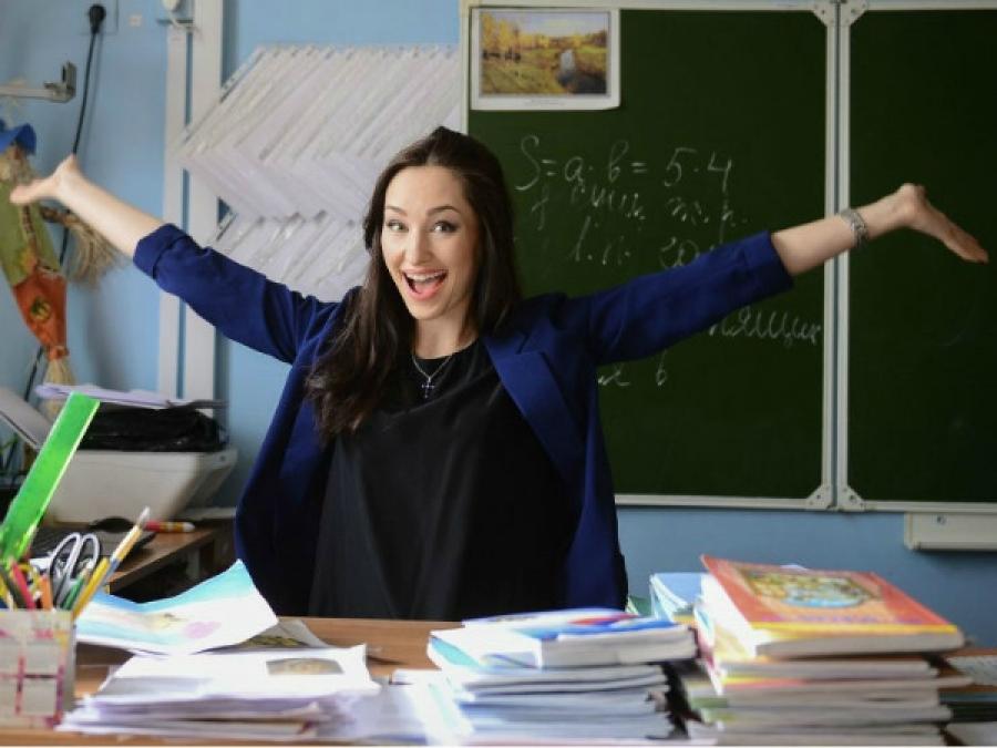 Кабмін підвищив оклади вчителям