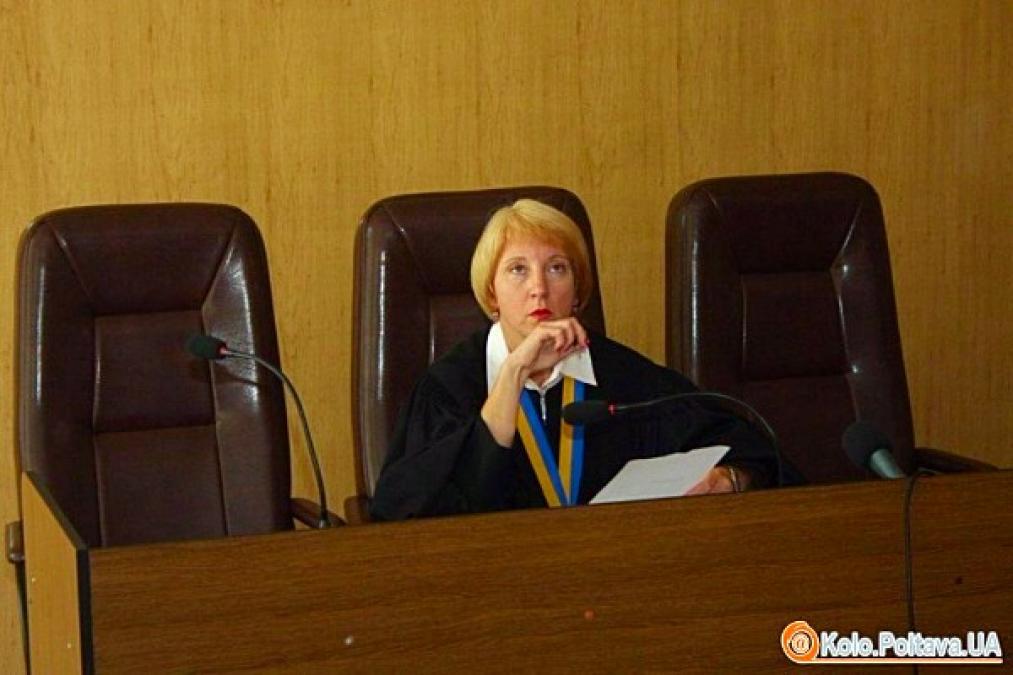 Судівські пристрасті: Рада суддів України підтримала полтавську суддю в її конфлікті з головою суду