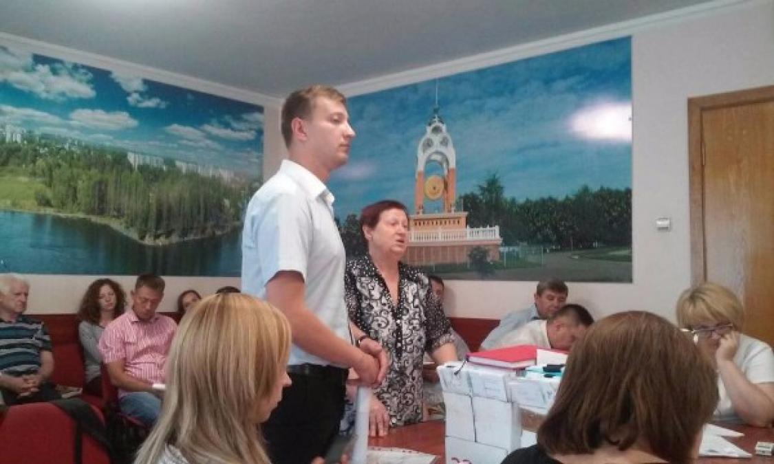 Кременчуцькі депутати погрожують ліквідацією одній із керуючих компаній міста