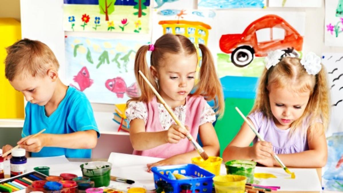 Позашкілля та розваги для кременчуцьких дітей зараз: відвідувати заходи разом з дітьми ВПО їм не заборонять
