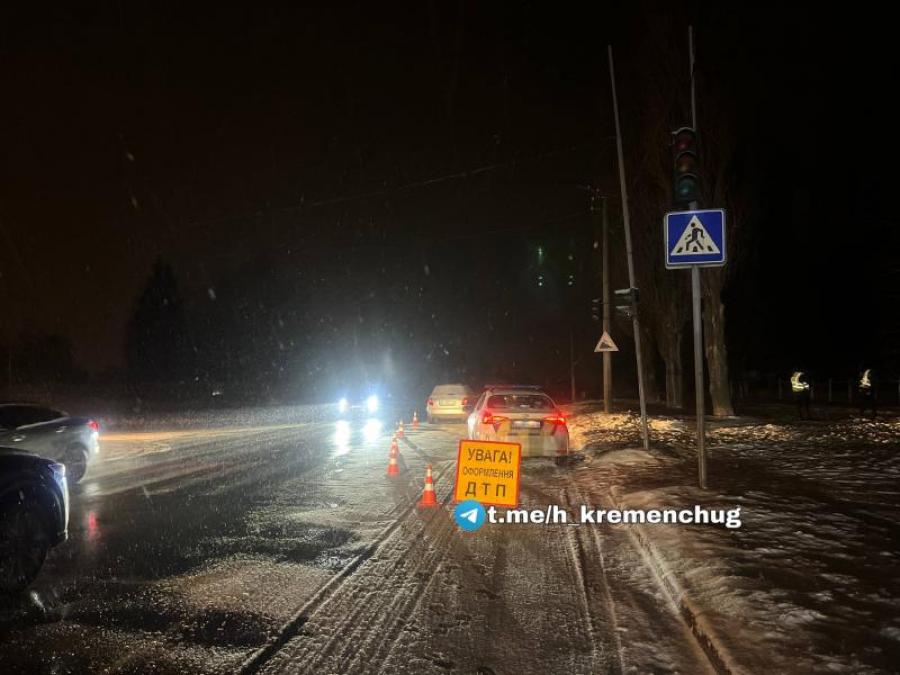 Під колесами автівки опинився неповнолітній