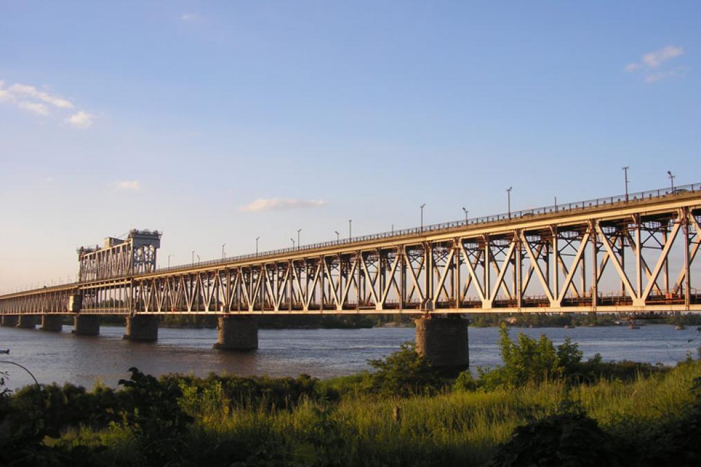 У Кременчуці збираються ремонтувати міст через Дніпро