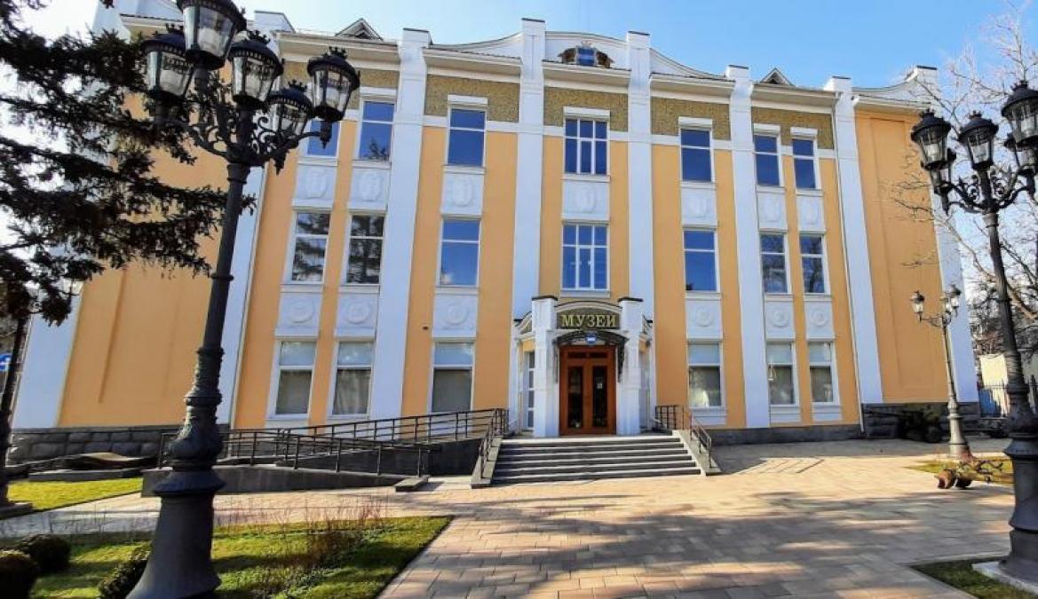 Від садиби до музею: у Кременчуці презентували виставку про дім Володарських