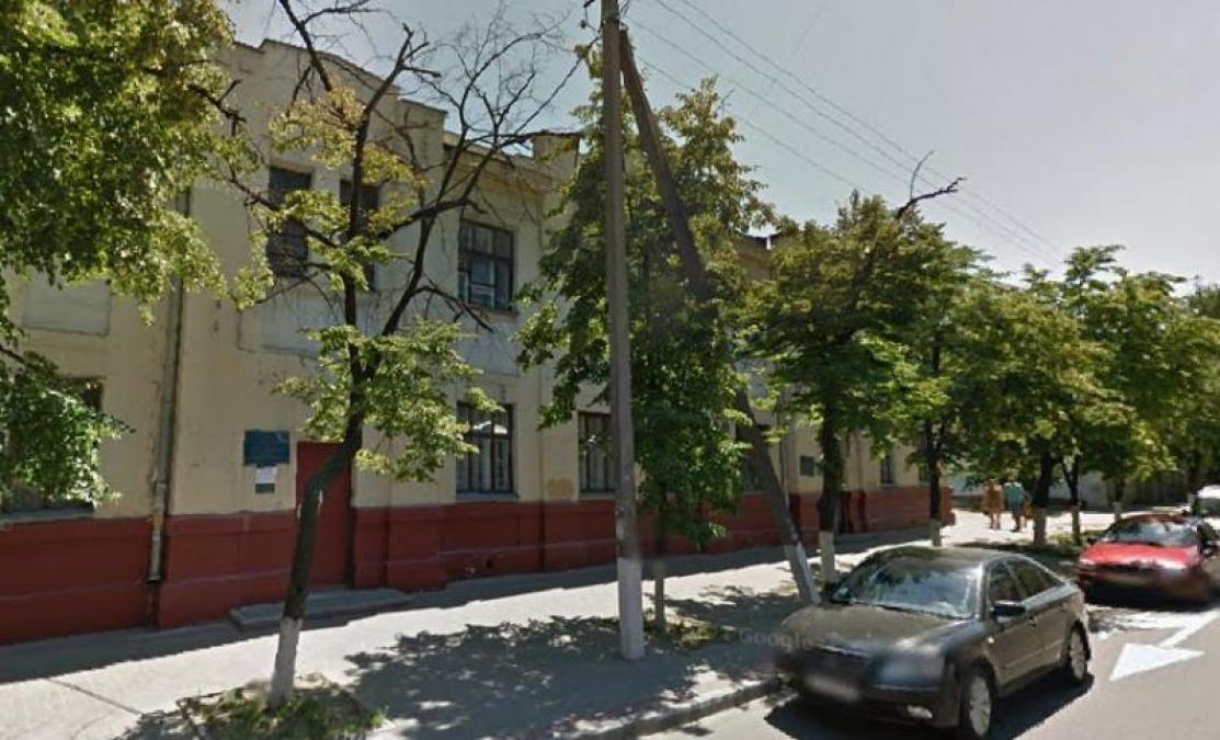 Хто стоїть за перемогою на аукціоні: будівлю колишнього квартирного управління у центрі Кременчука орендує компанія, пов’язана з Порчиряном