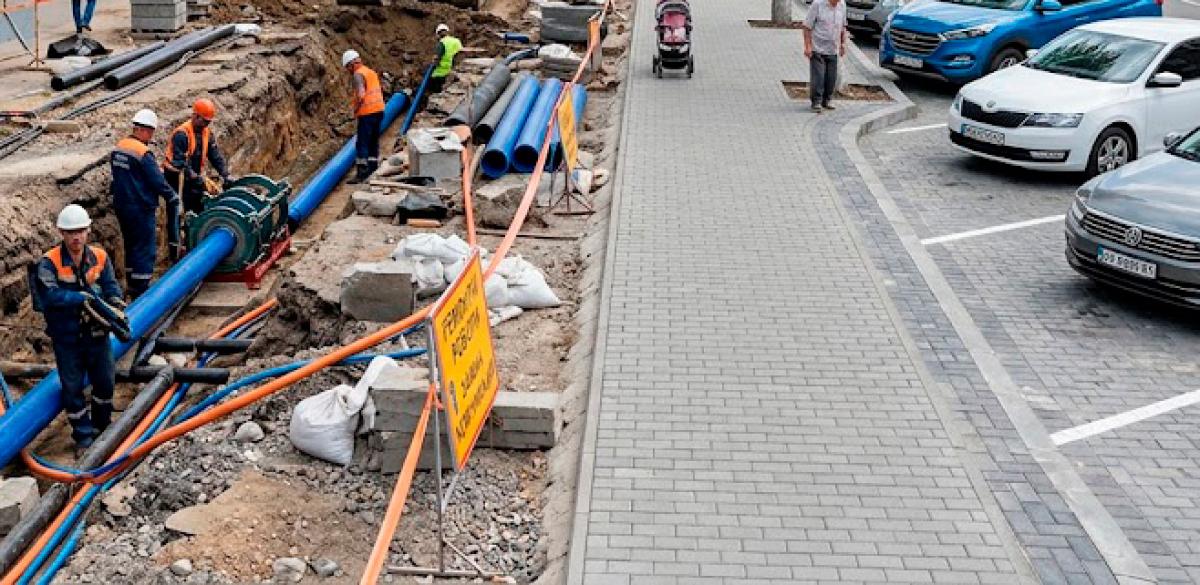 Заміна комунікацій, новий тротуар та автокишені: що зміниться на Майора Борищака
