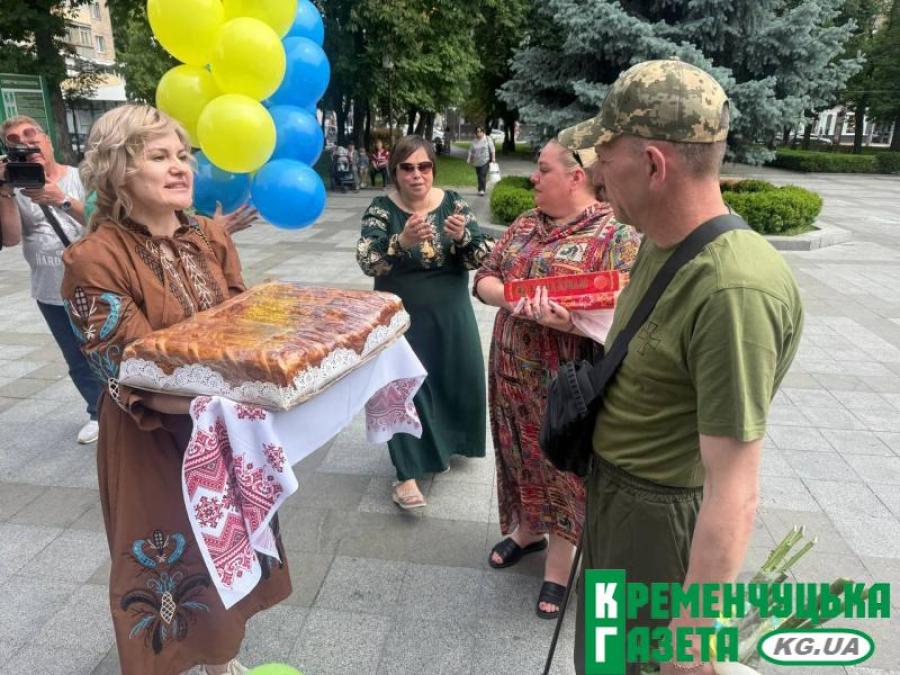 Родини полонених і безвісти зниклих у Кременчуці нагадали владі про обіцяну допомогу: мер доручив прозвітувати