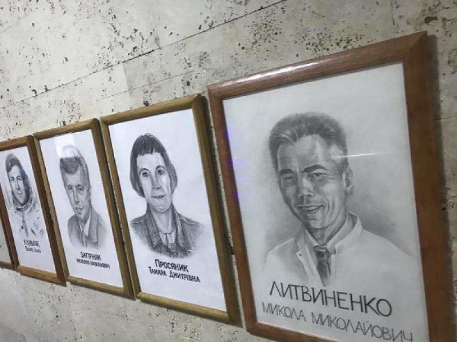 У мерії пояснили, чому зник портрет Почесного громадянина Миколи Литвиненка