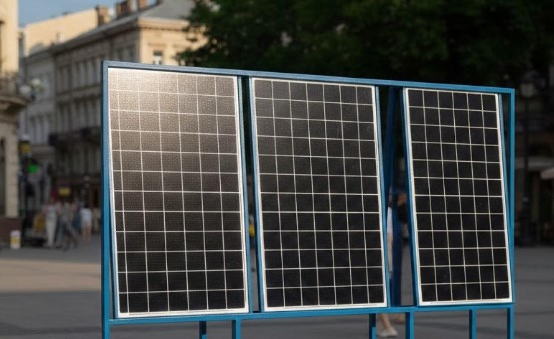 Енергетична незалежність для городян: віцемер Кравченко розповів, як монтувати сонячні панелі і чи треба для цього погодження