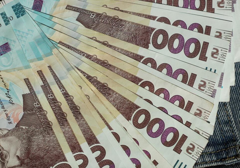 Липень у цифрах: скільки заробили керівники Полтавської ОВА
